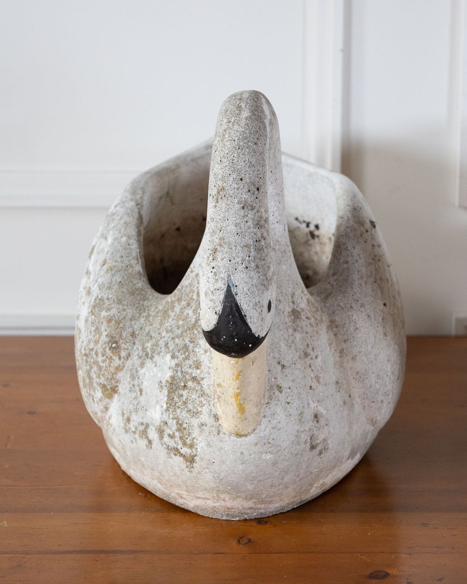 Pair of concrete swans planters circa 1960 - JAA