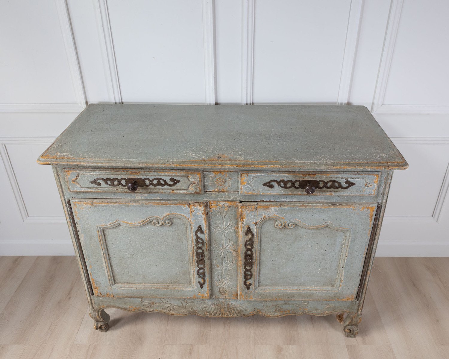 French Provincial Painted Buffet in Blue Grey, circa 1820 - JAA