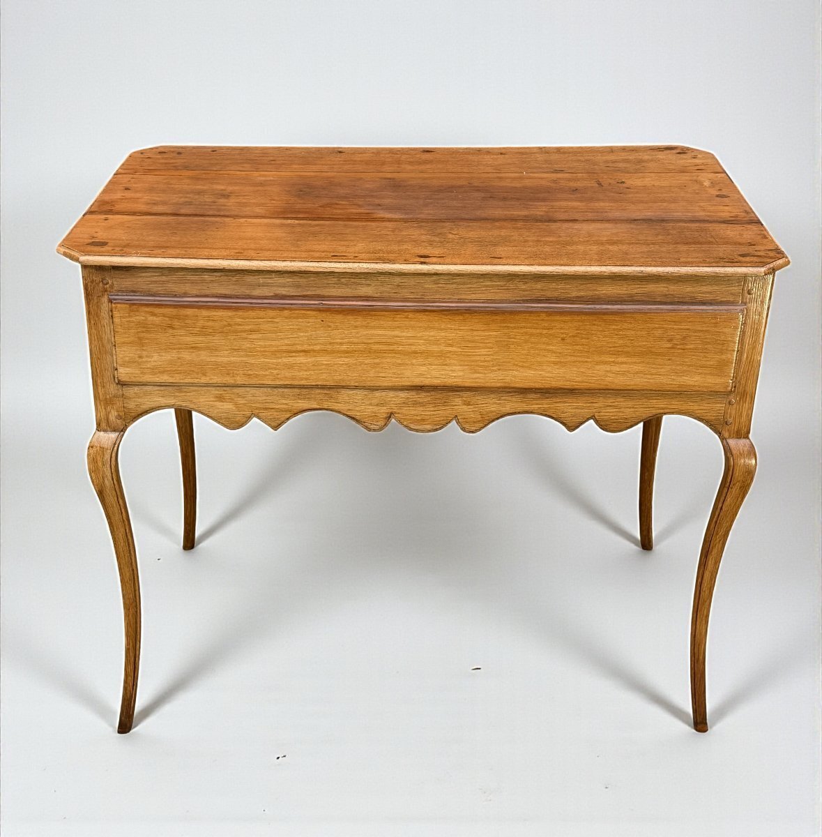 Louis XV Period 18th Century Oak table With A Central Drawer - JAA