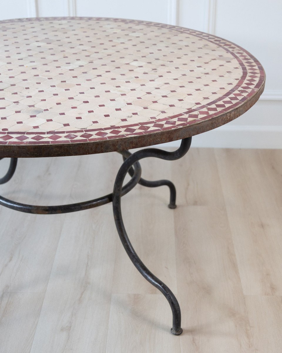 Early 20th century Spanish garden table with a tiled top. 1920. - JAA