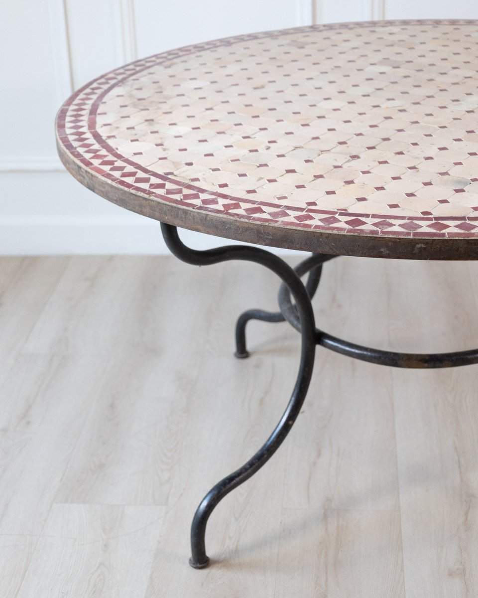Early 20th century Spanish garden table with a tiled top. 1920. - JAA