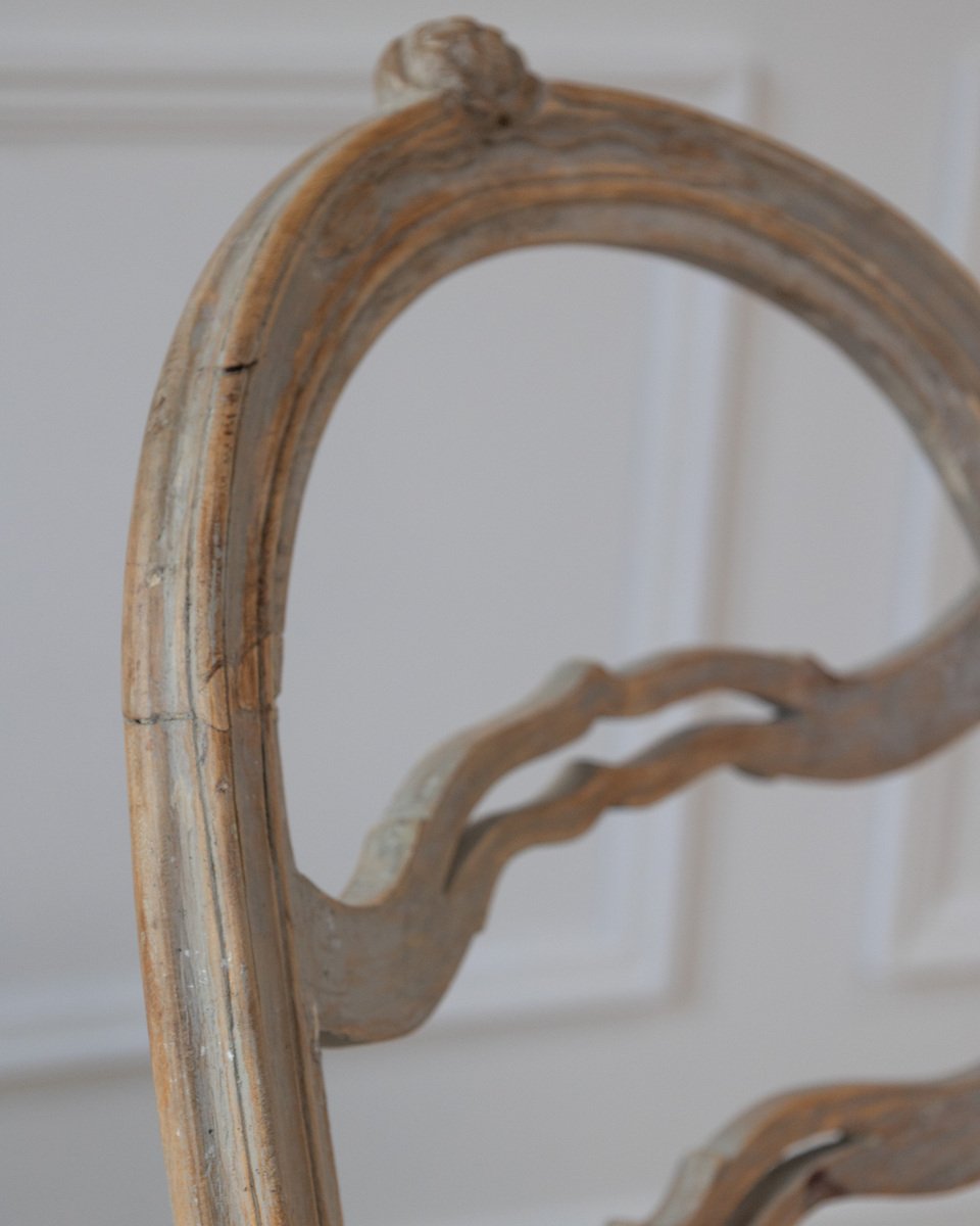 A pair of Gustavian smiling chairs - JAA