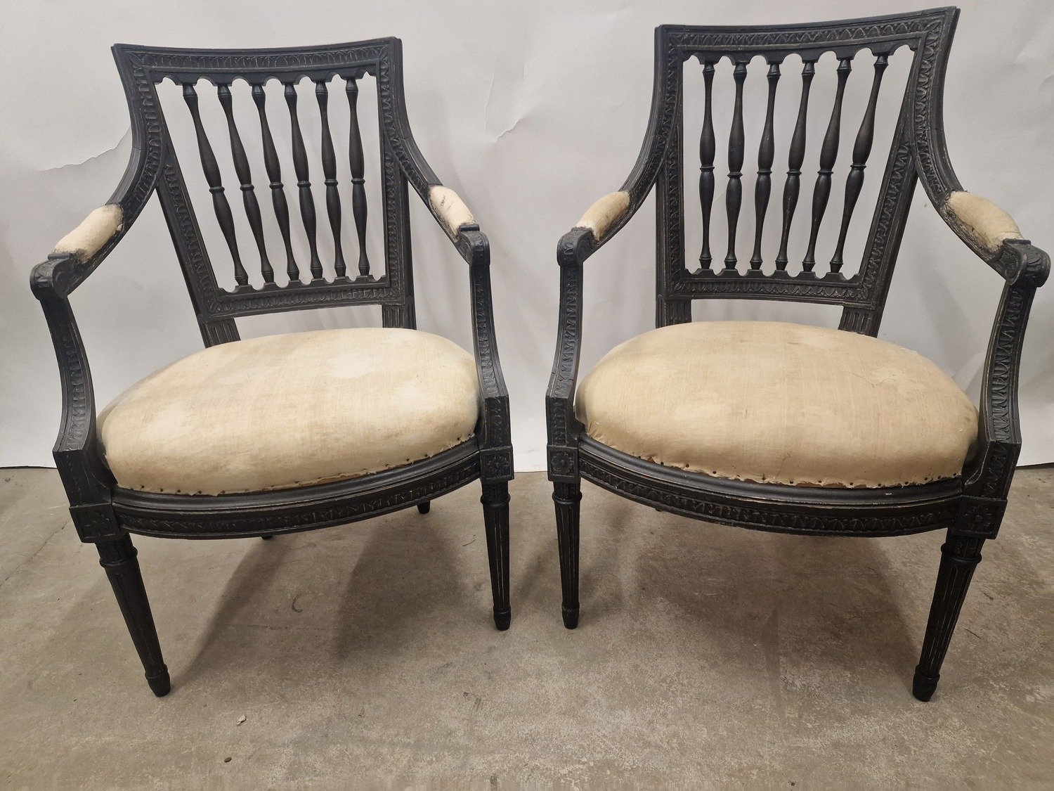 one chair is from 1770 an signed Ephraim Stahl. Other one from 1850. - JAA
