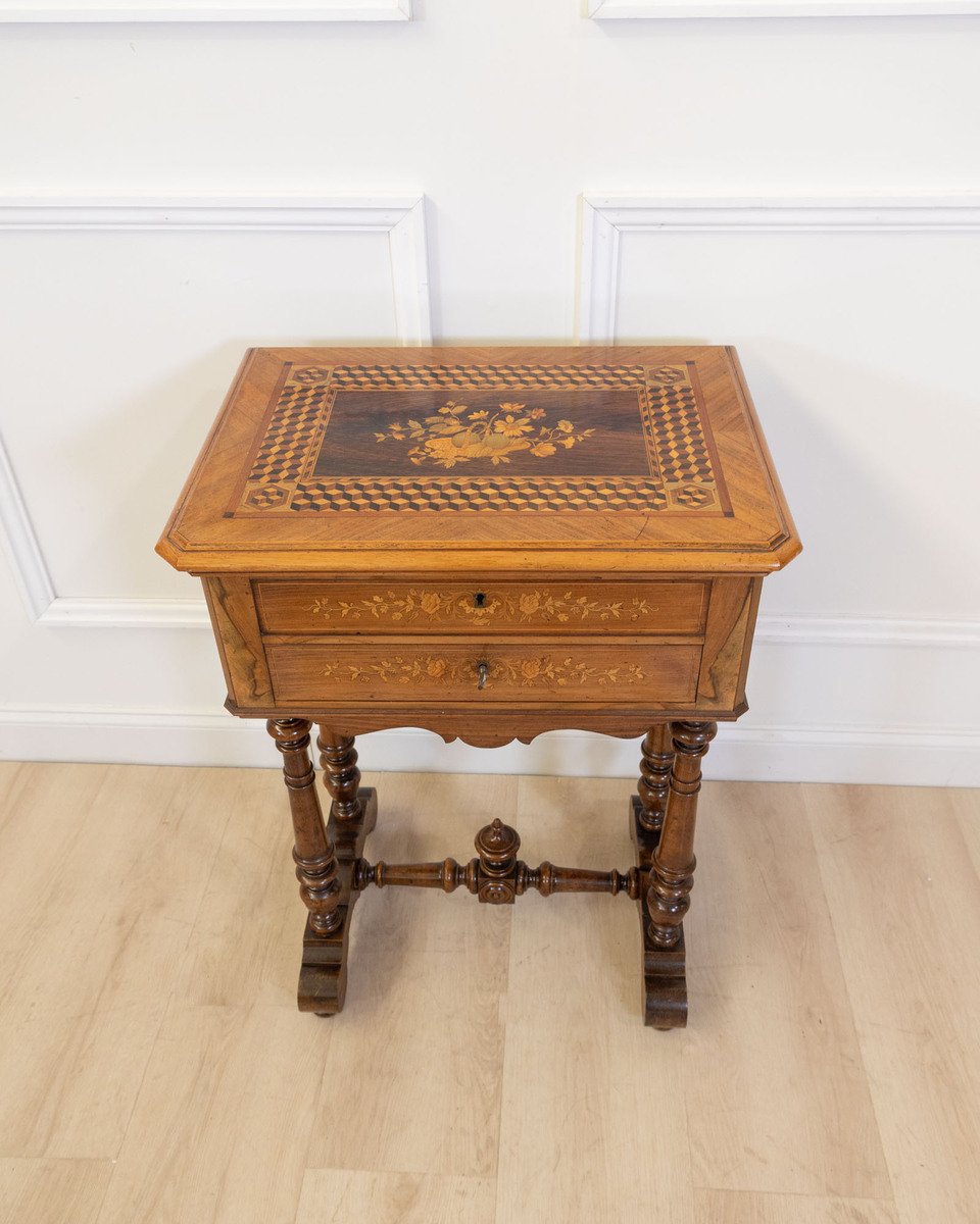 Late 19th Century Walnut Work Table with Floral Marquetry and Lift-Top Storage - JAA