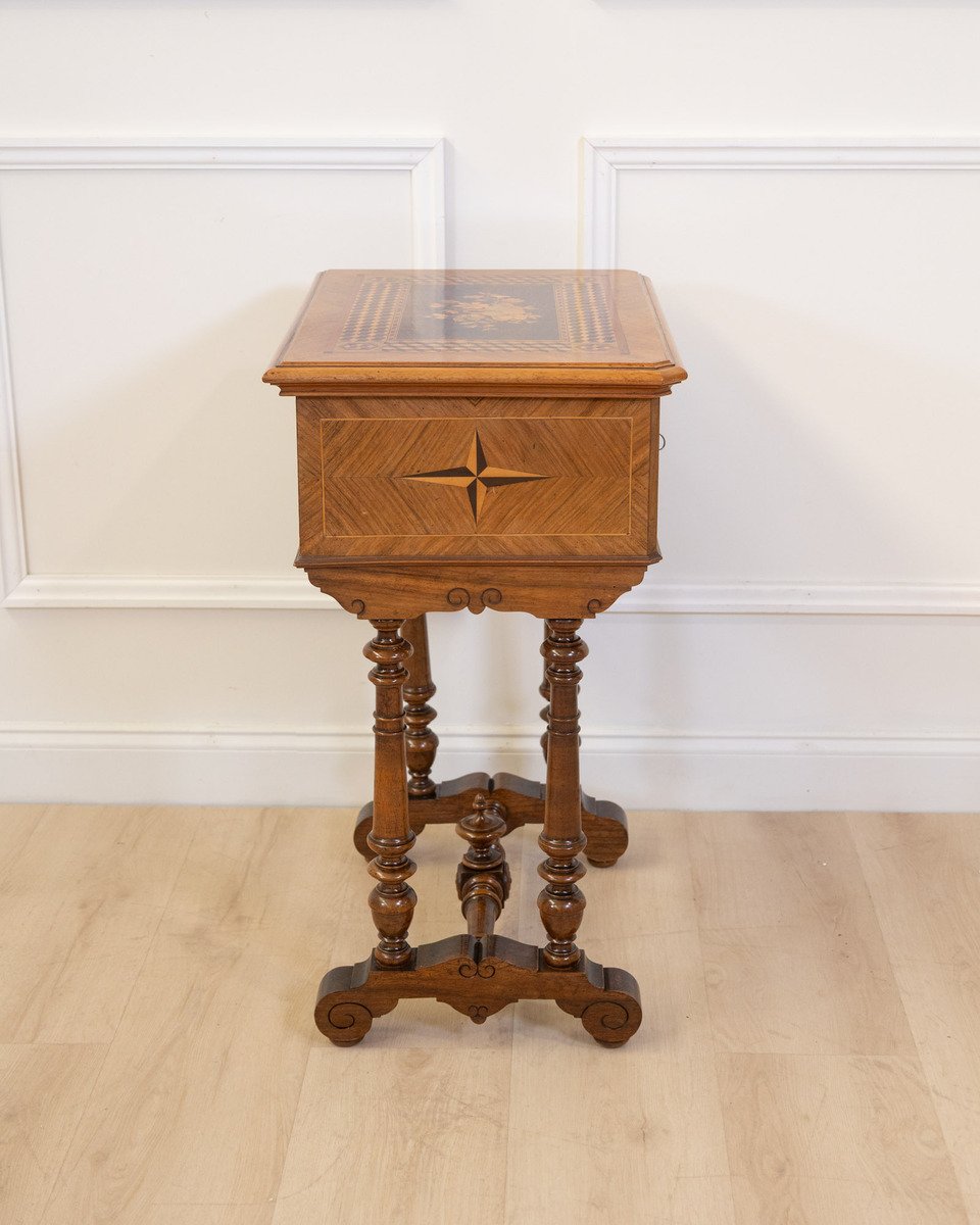 Late 19th Century Walnut Work Table with Floral Marquetry and Lift-Top Storage - JAA
