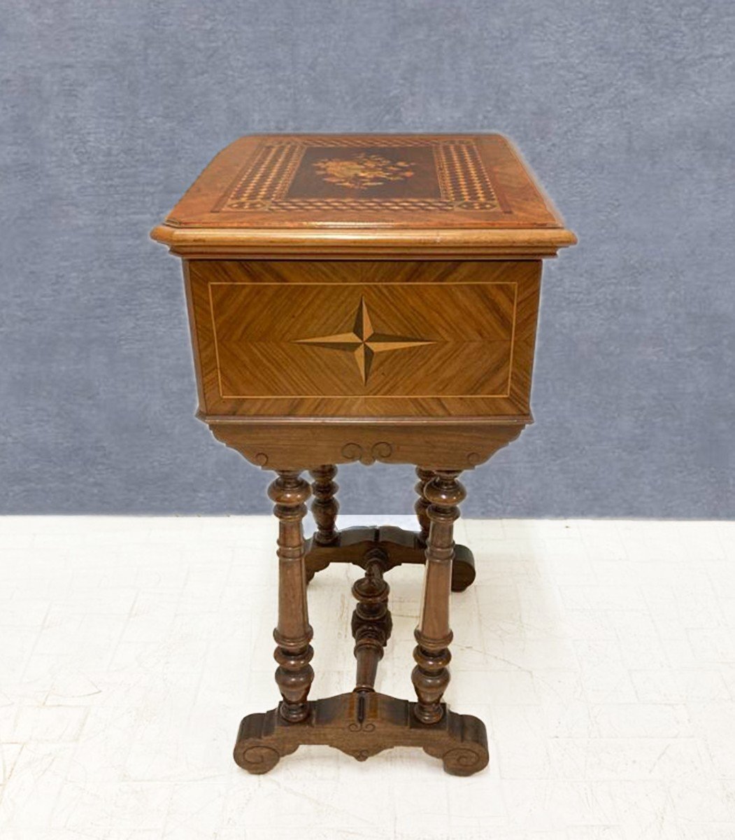 Late 19th Century Walnut Work Table with Floral Marquetry and Lift-Top Storage - JAA