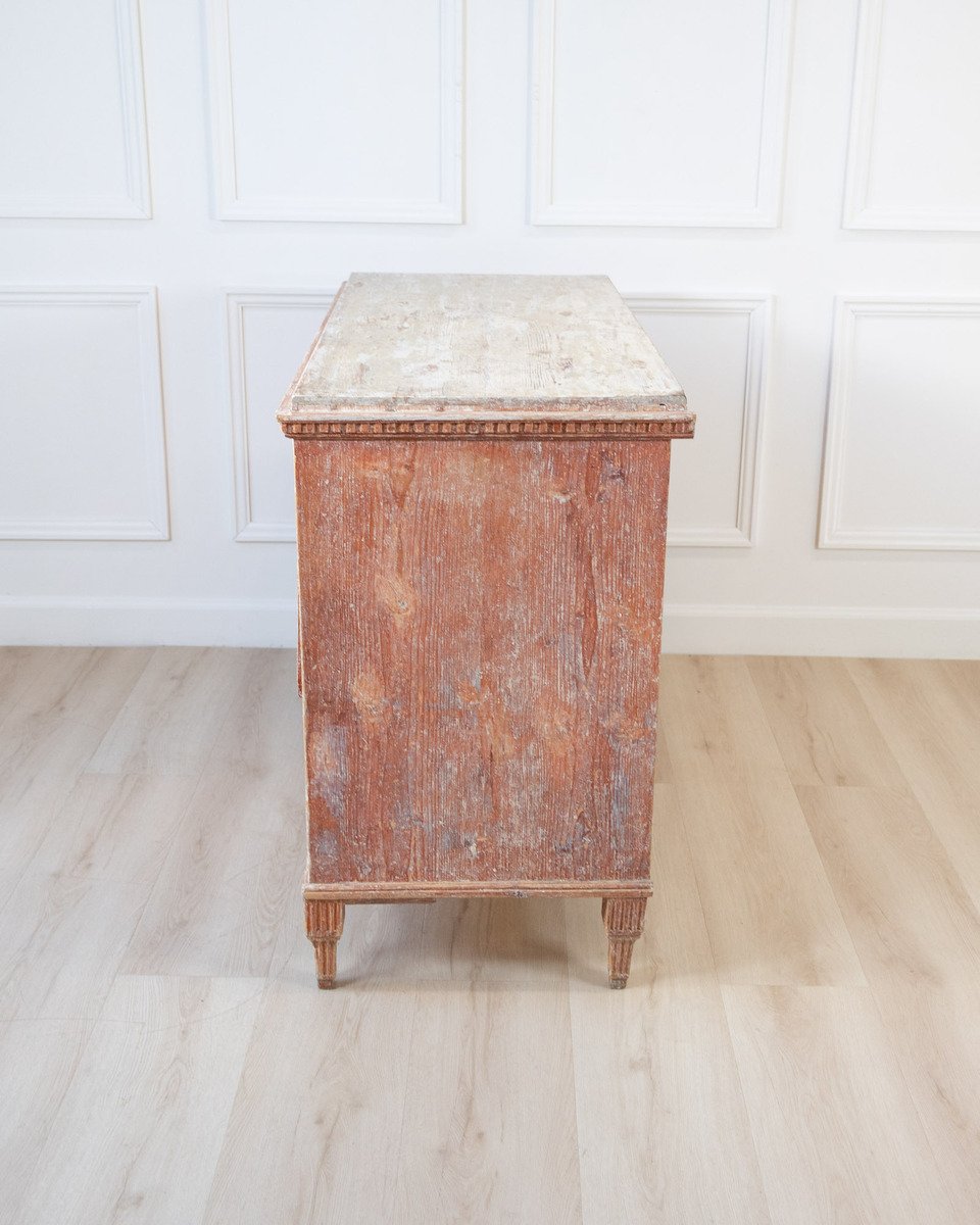 Swedish Gustavian Painted Pine Chest of Drawers, circa 1800 - JAA