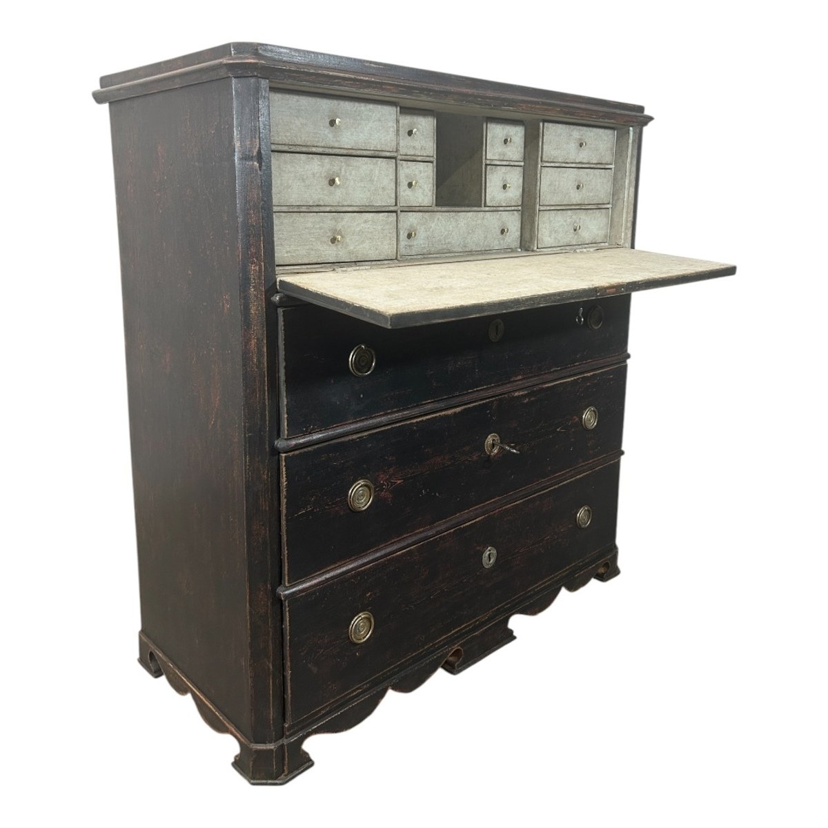 A beautiful black bureau from the mid-1800s - JAA