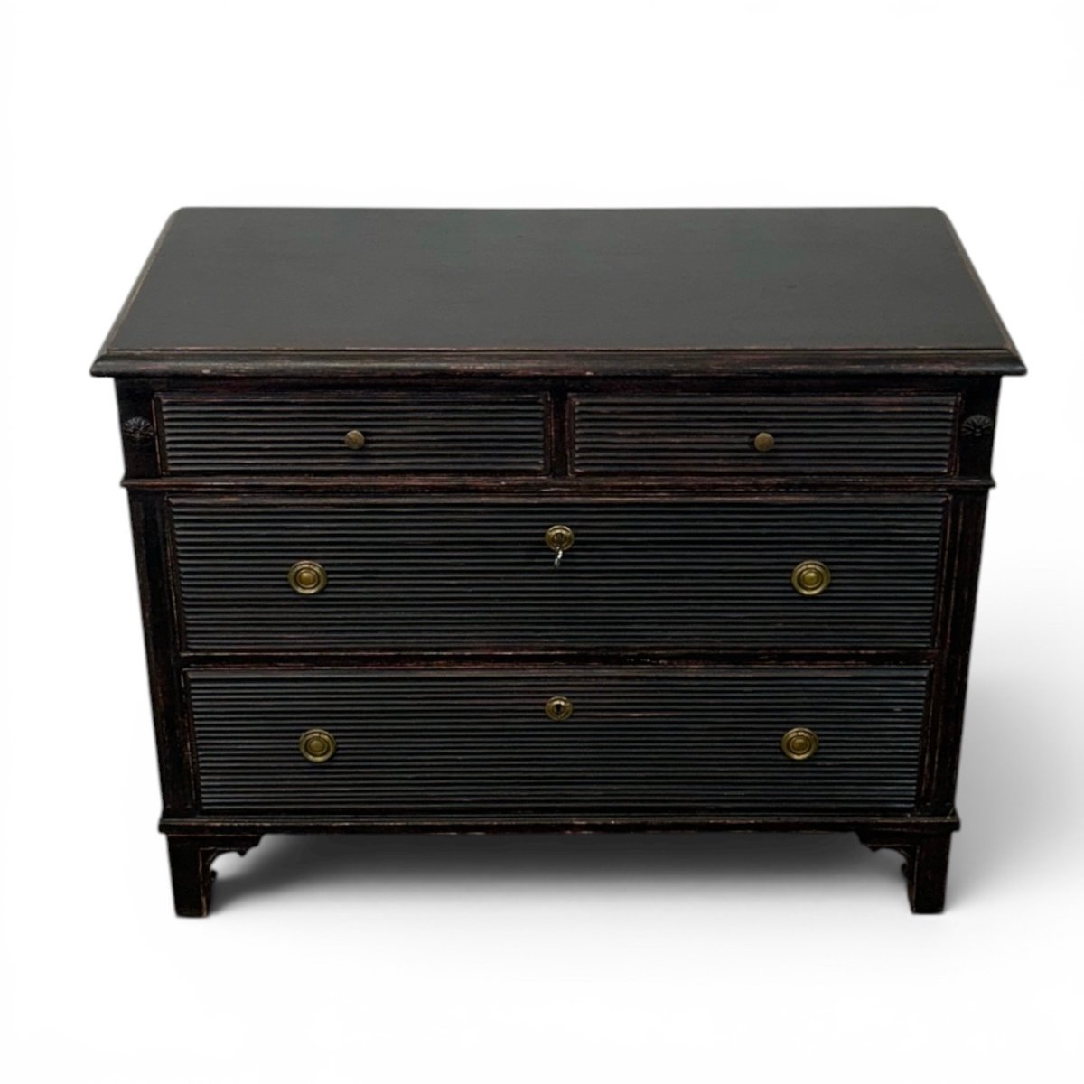 A Swedish chest of drawers with 4 drawers in black. - JAA