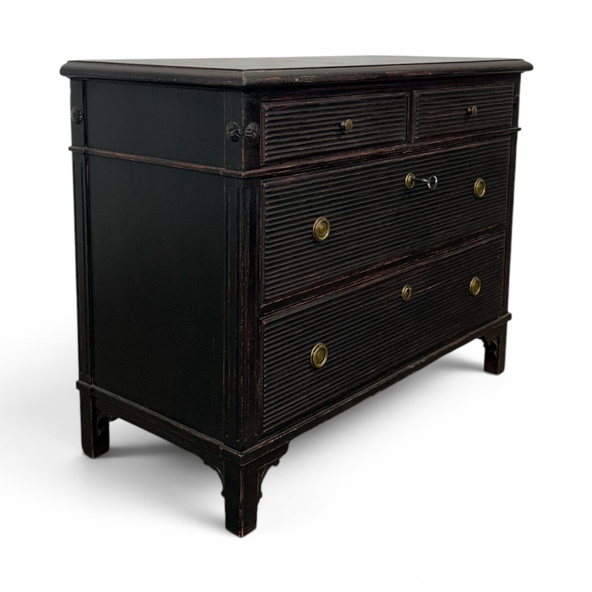A Swedish chest of drawers with 4 drawers in black. - JAA