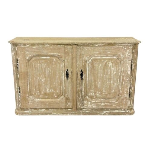 Large late 18th-century whitewashed oak wood-paneled sideboard