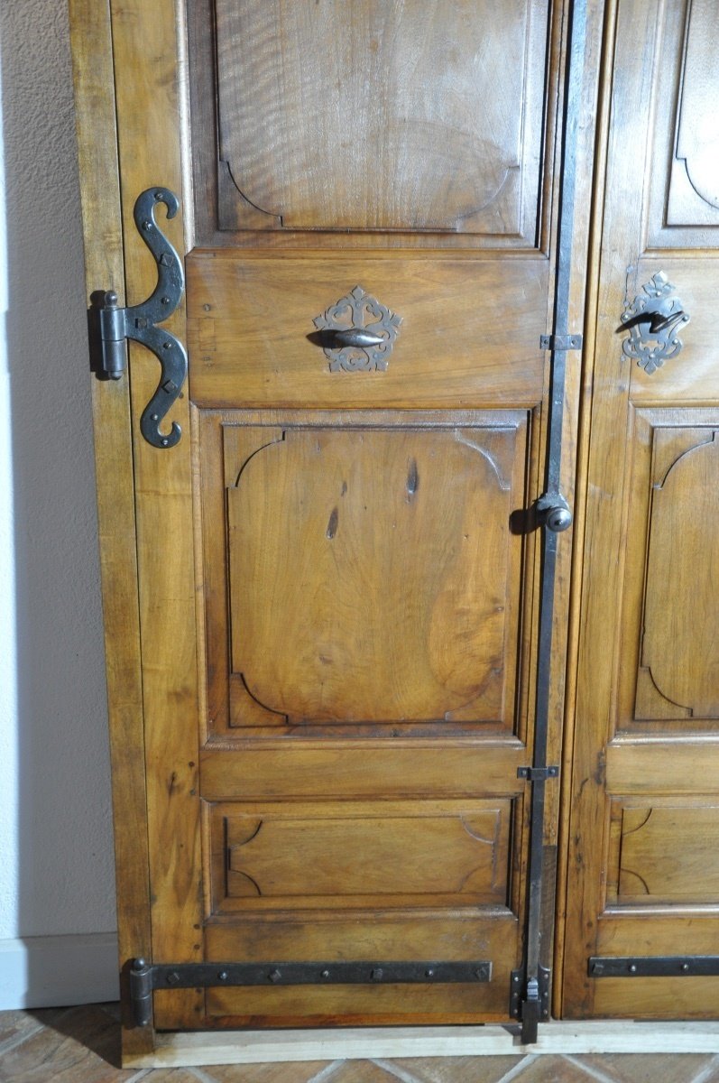 Double-leaf Connecting Door In Two-tone Walnut - JAA